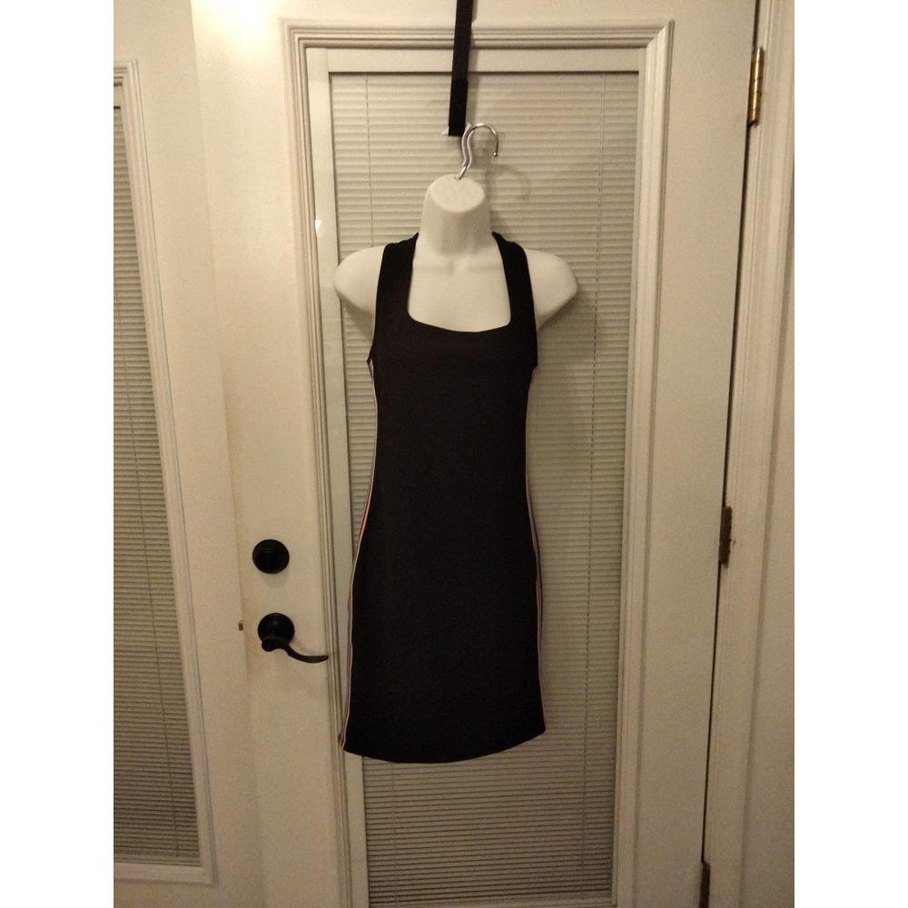 Form fit dress black with stripe sides L